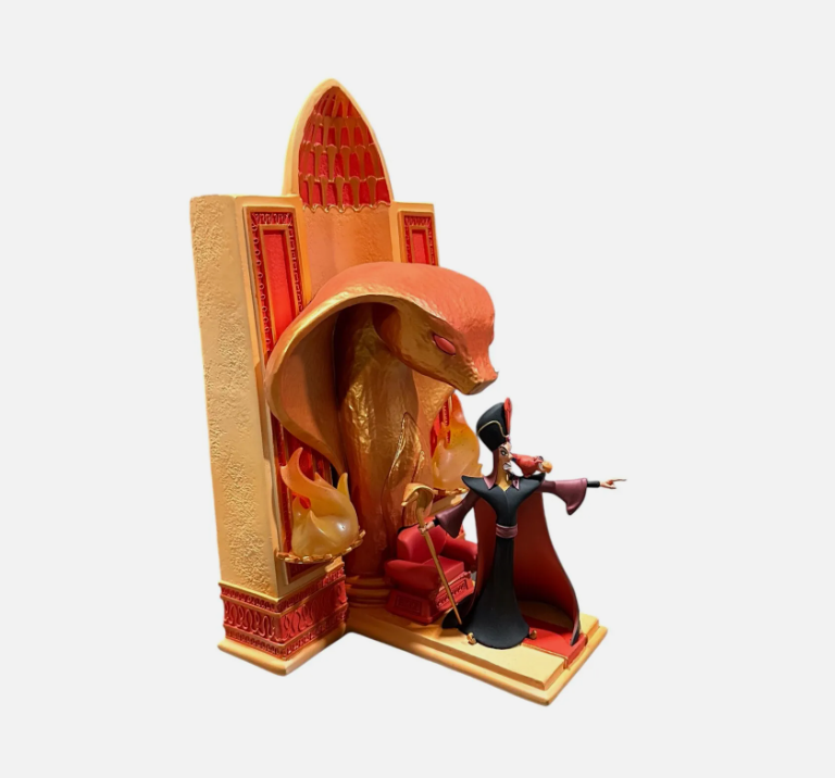 علاء الدين جعفر تمثال مضيء