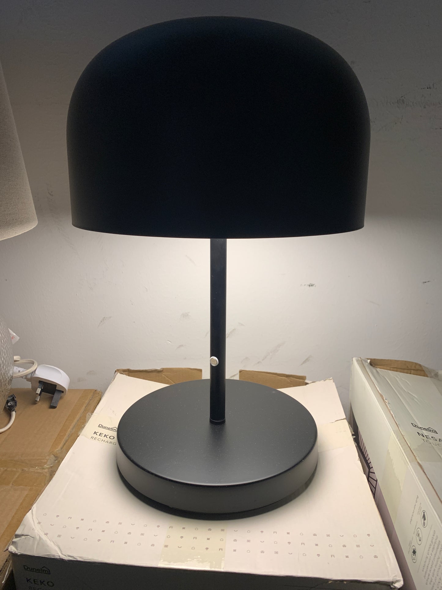 Keko Rechargeable Touch Dimmable Table Lamp