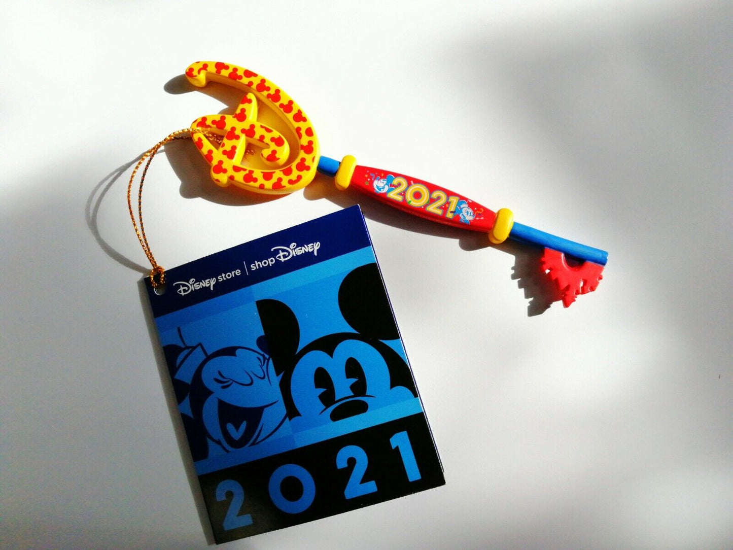 Key Opening Ceremony Mickey And Minnie 2021 Key
