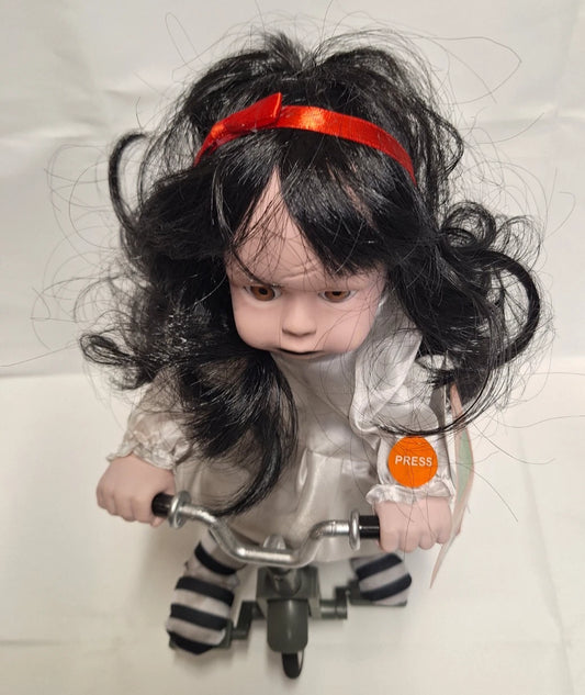 Animated Halloween Haunted Creepy Girl